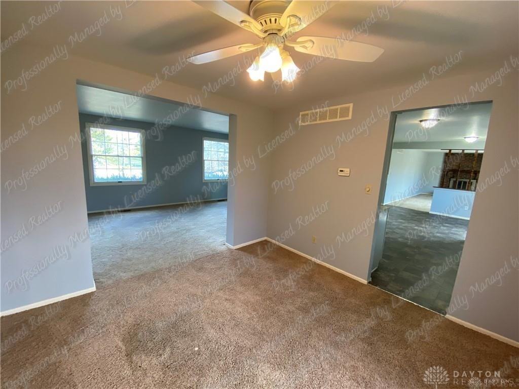 1379 New Haven Ct - Photo 6 of 30