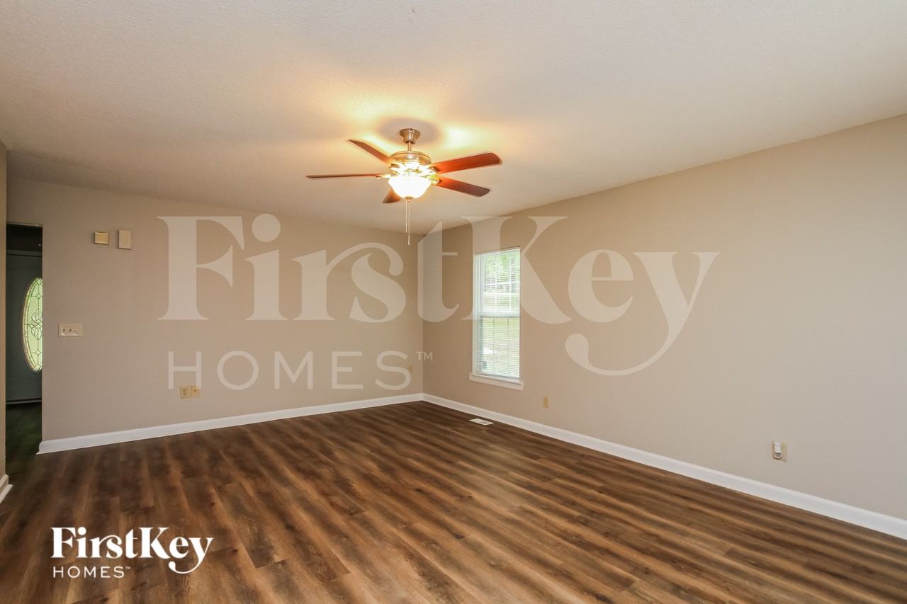 123 Mills Valley Dr - Photo 2 of 15