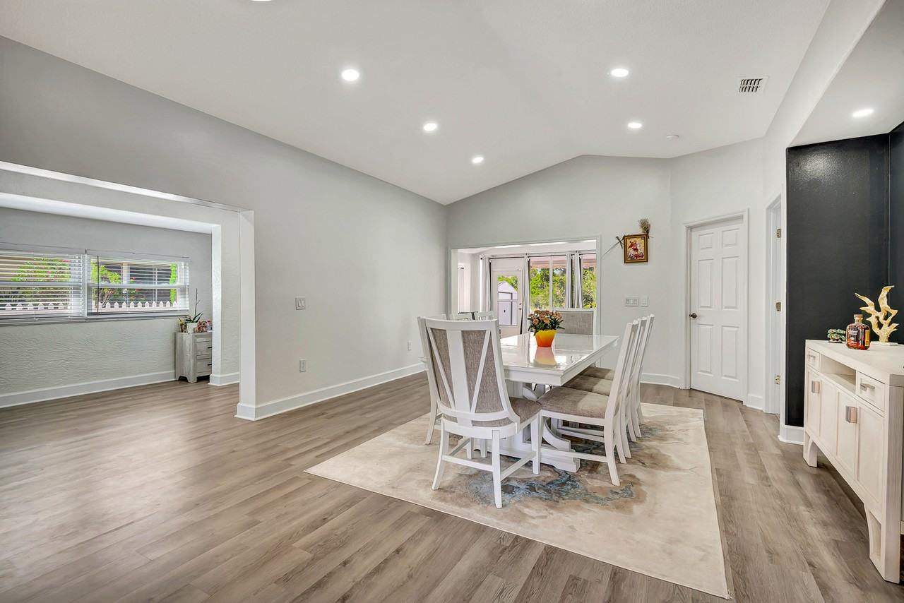 5304 72nd St E - Photo 3 of 50