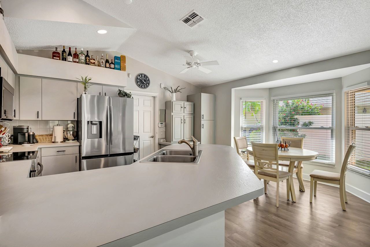 5304 72nd St E - Photo 7 of 50