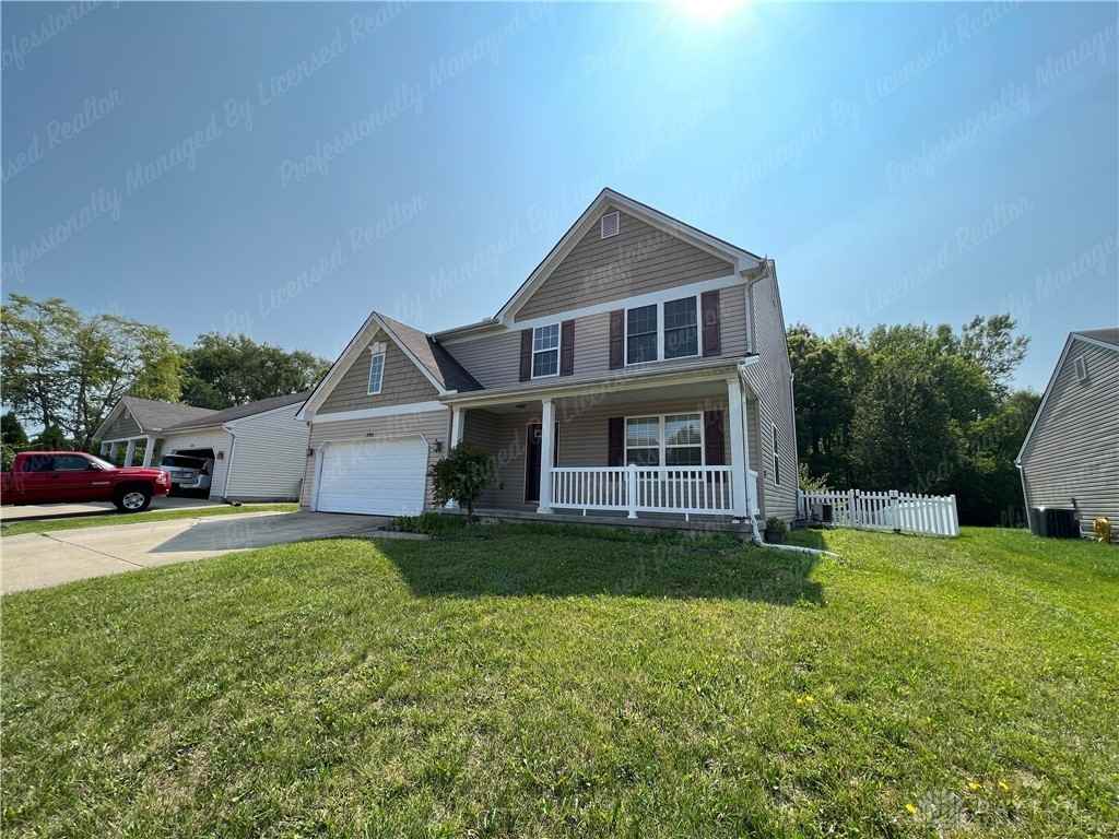 390 Chapelgate Dr - Photo 2 of 39