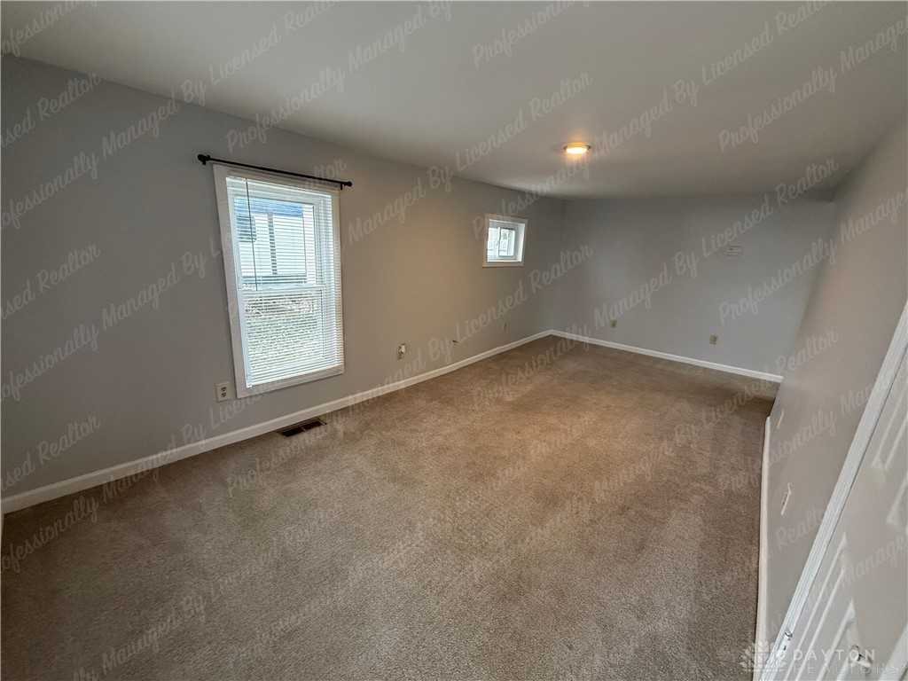 2717 Cadillac St - Photo 3 of 25