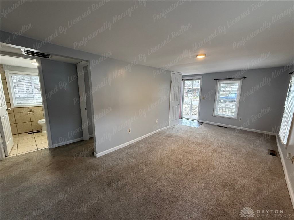 2717 Cadillac St - Photo 5 of 25