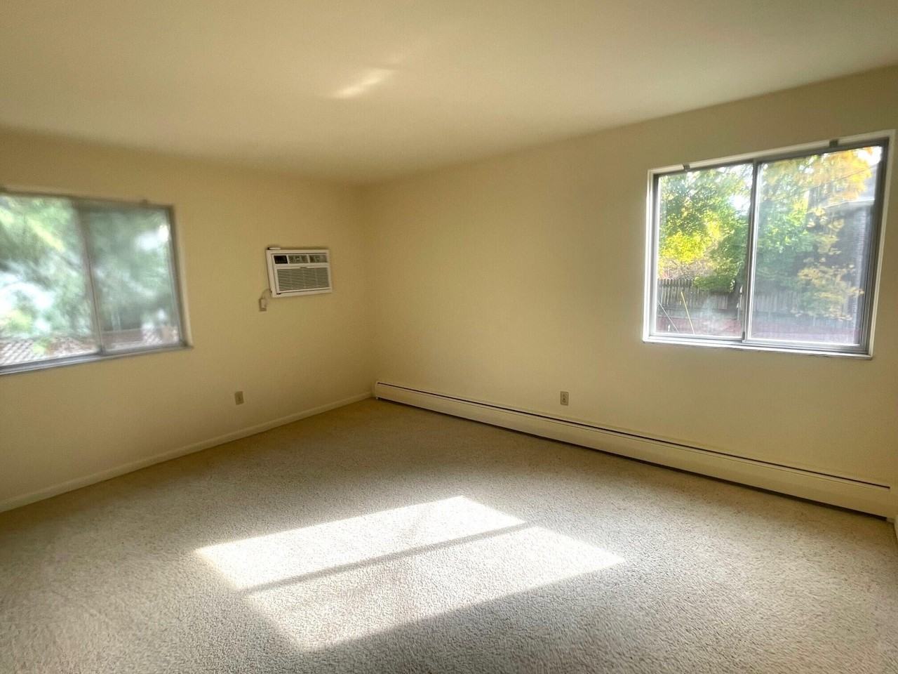 1400 Morton Ave ##2a - Photo 6 of 14