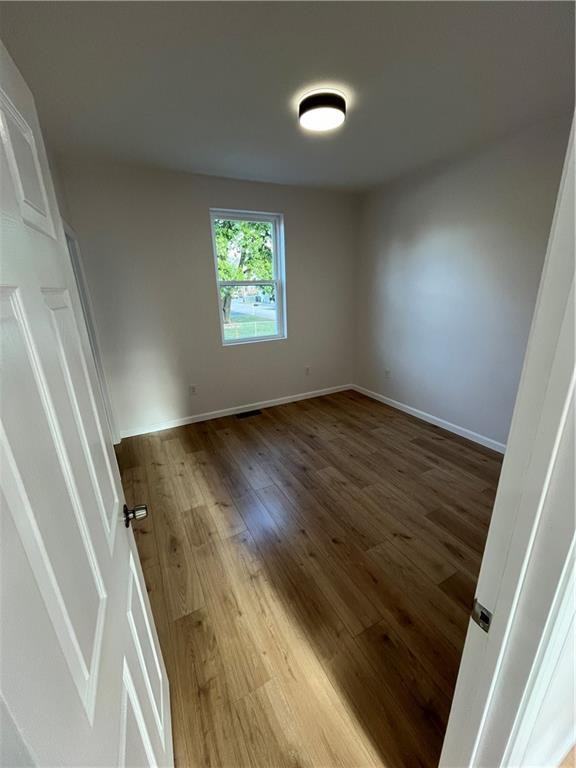 27 Newbury St ##1 - Photo 6 of 9