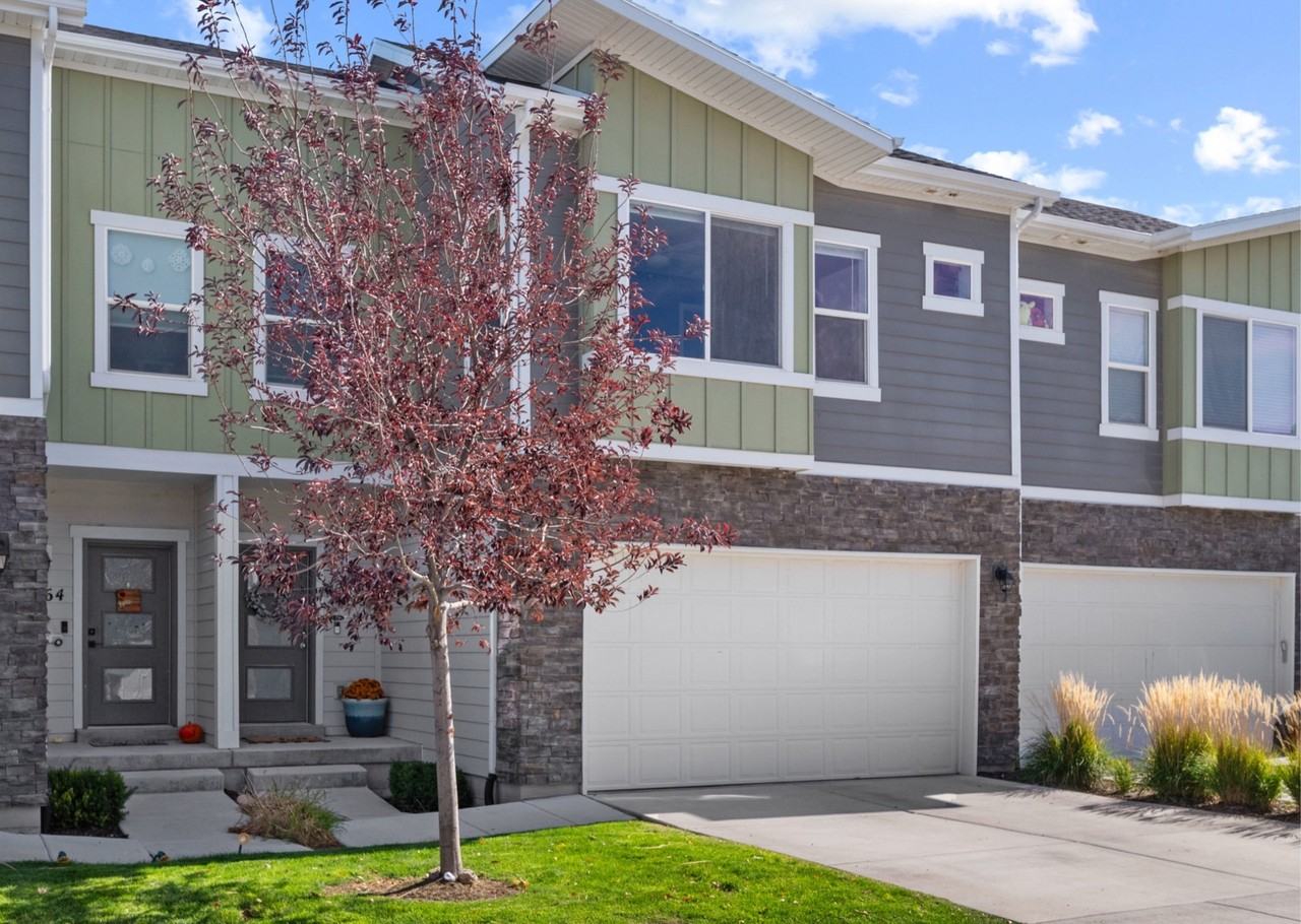 7058 N Mountain Field Dr - Photo 2 of 20