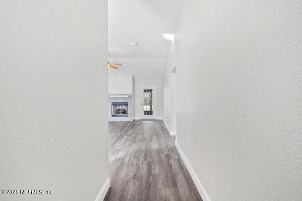 1014 Kennedy Dr - Photo 3 of 27