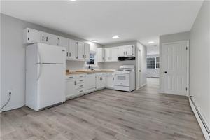 featured image of 105 Roosevelt St