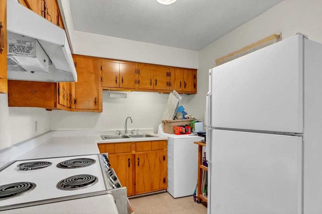 403 Farkas Ln - Photo 6 of 13