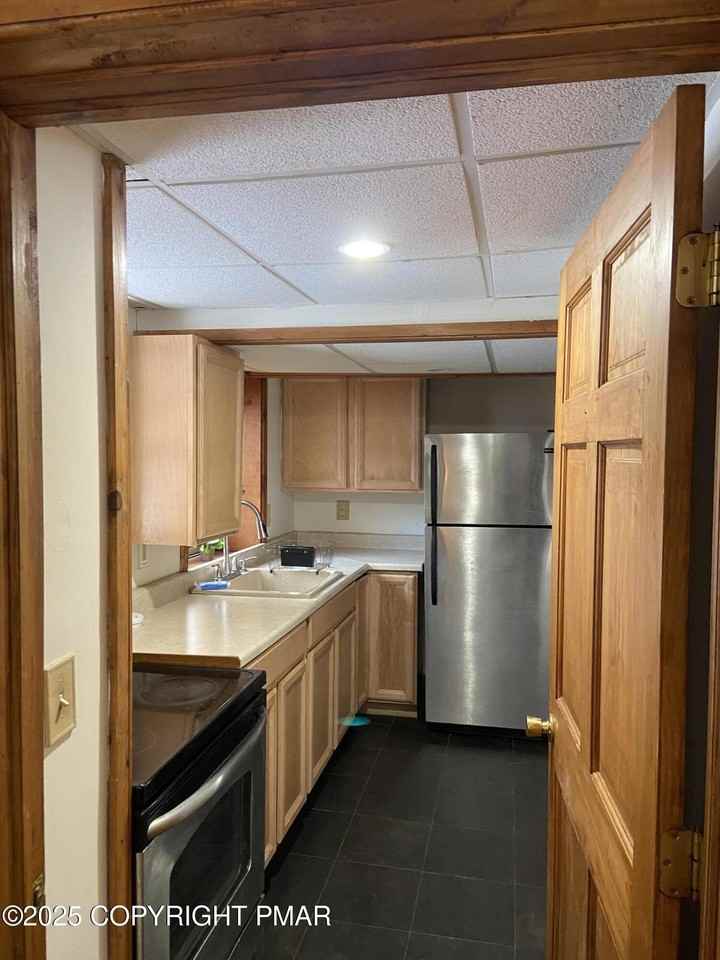 3128 Old Canadensis Hill Rd - Photo 3 of 7