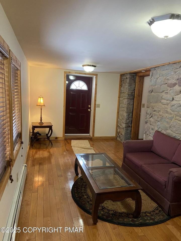 3128 Old Canadensis Hill Rd - Photo 5 of 7