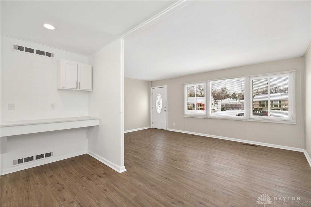 2840 Ghent Ave - Photo 6 of 17