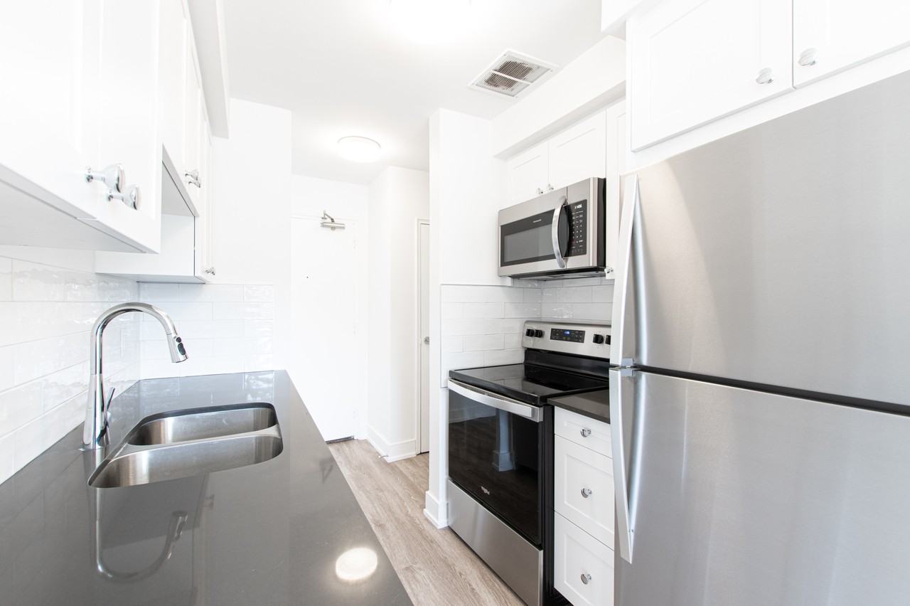 321 Marland Ave - Photo 5 of 15