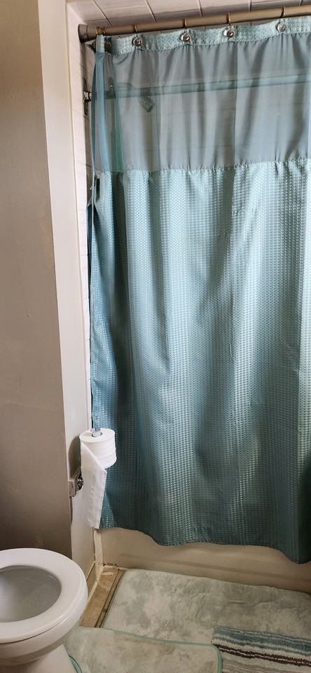 45 Strathcona Ave S - Photo 6 of 36