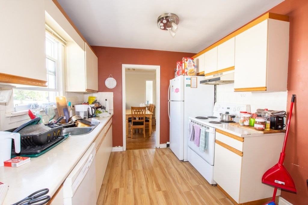 288 Glenridge Ave - Photo 7 of 30