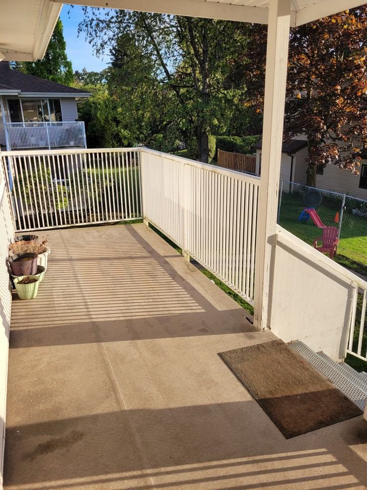 13923 72 Ave - Photo 2 of 8