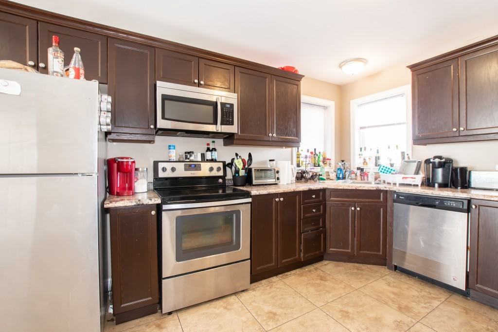 10 Trent Ave - Photo 4 of 33