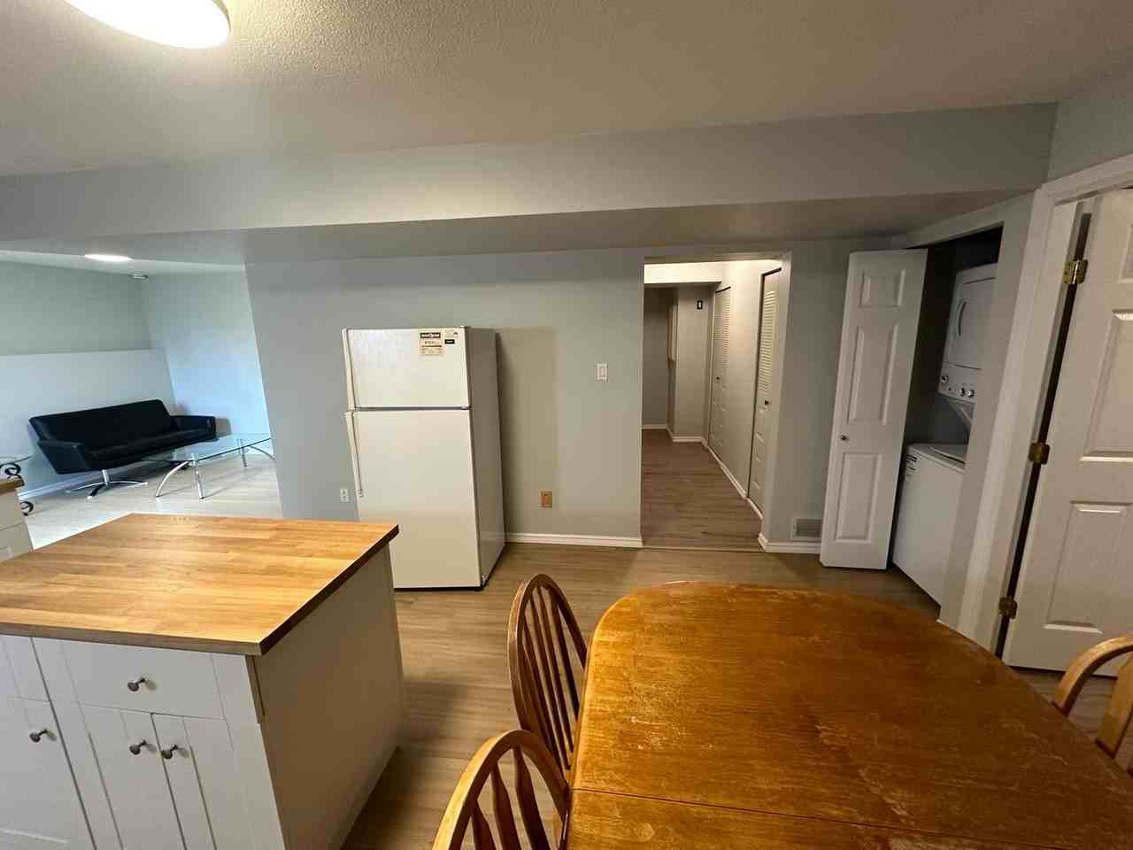 7647 Rosewood St - Photo 3 of 8