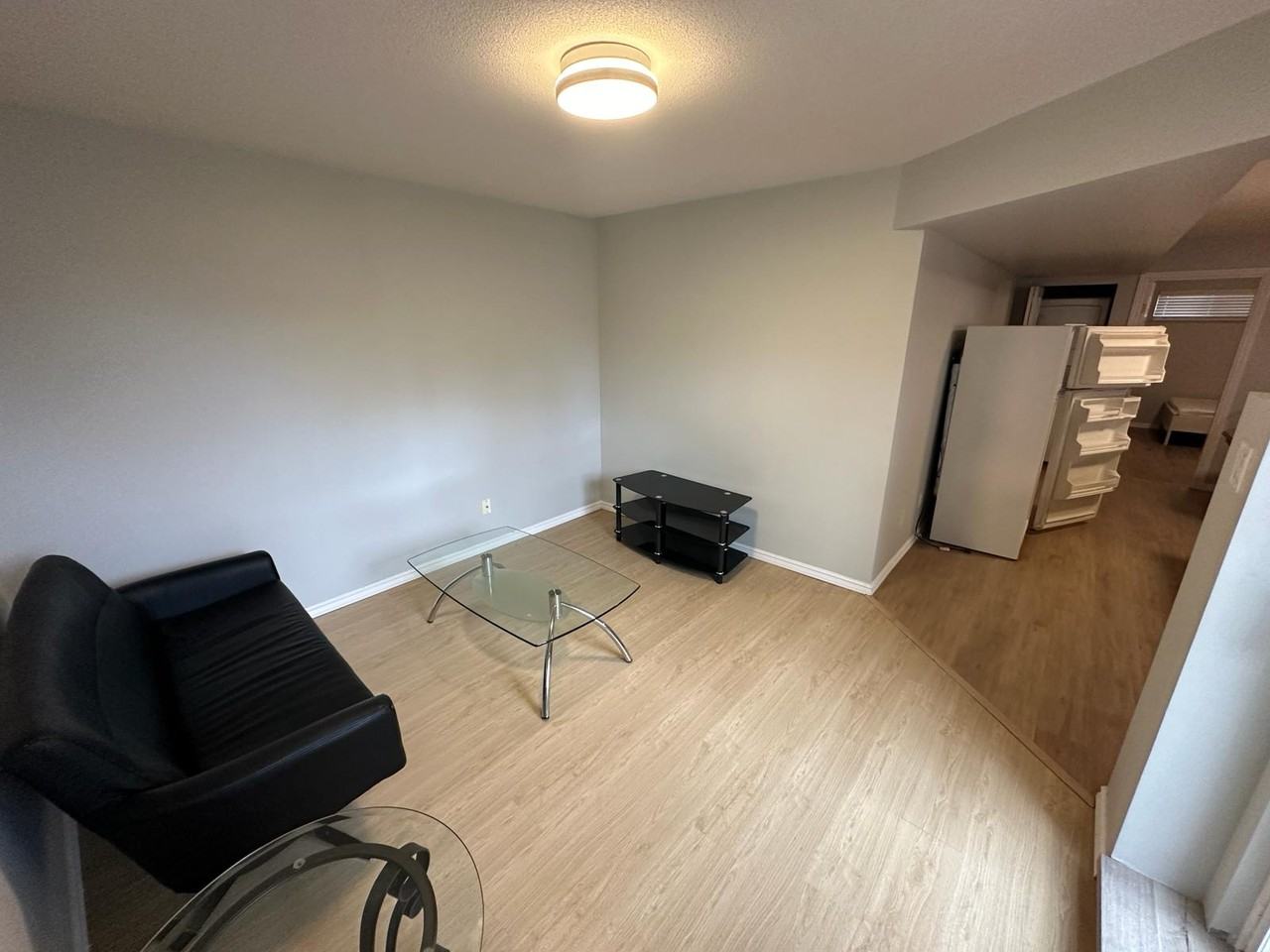 7647 Rosewood St - Photo 4 of 8