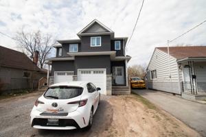 featured image of 52A Merigold St