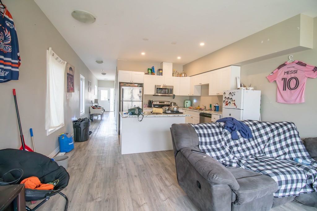 52A Merigold St - Photo 3 of 20