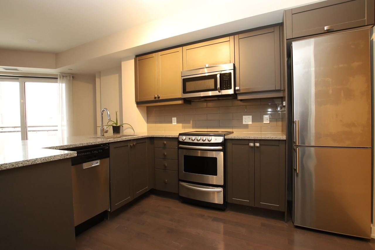 316 Bruyère St - Photo 4 of 46