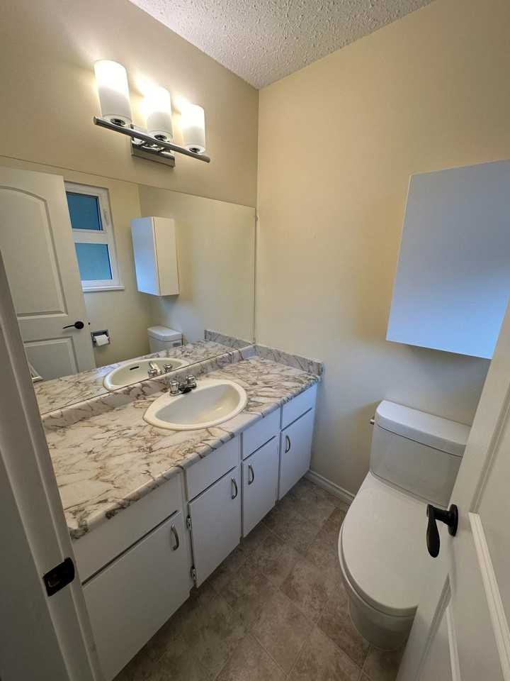 19990 50 Ave - Photo 3 of 17