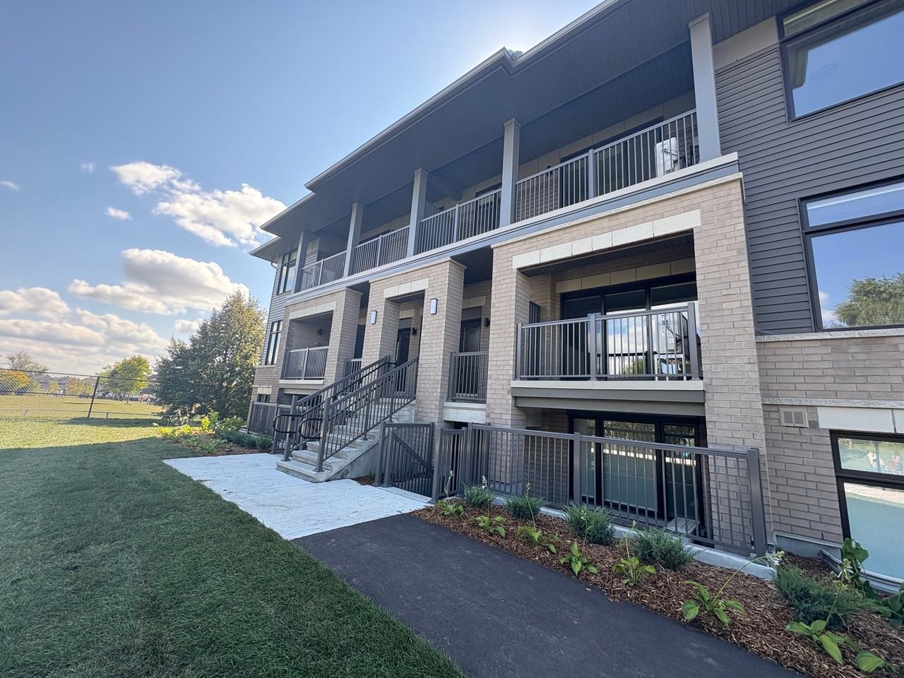 1207 Silhouette Pvt - Photo 4 of 23