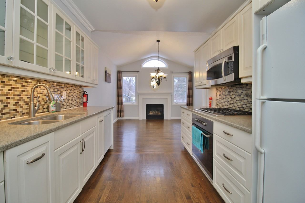 45 Hemlo Cres - Photo 7 of 50