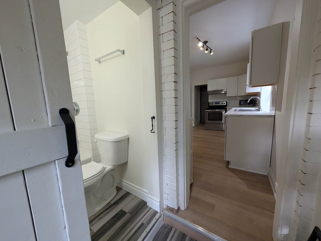 59 Carrick Ave - Photo 4 of 31