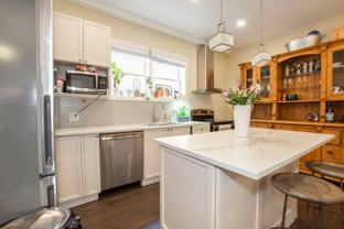 133 Fairleigh Ave S - Photo 1 of 1