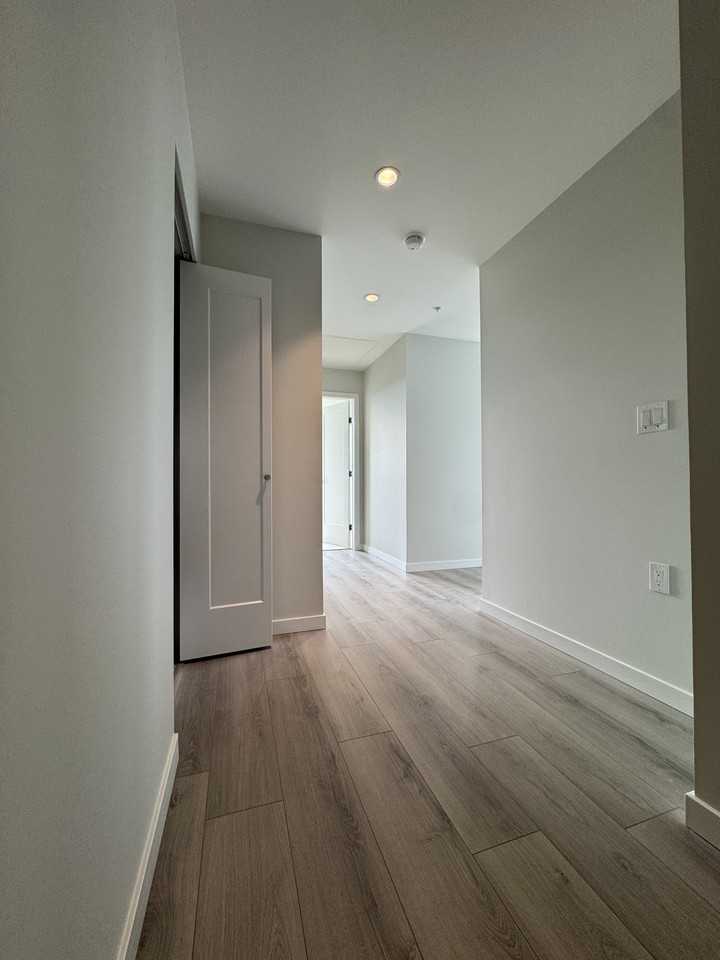 625 Cottonwood Ave - Photo 3 of 50