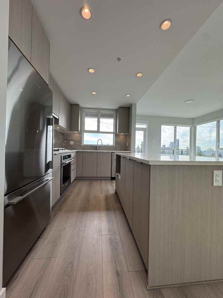 625 Cottonwood Ave - Photo 5 of 50