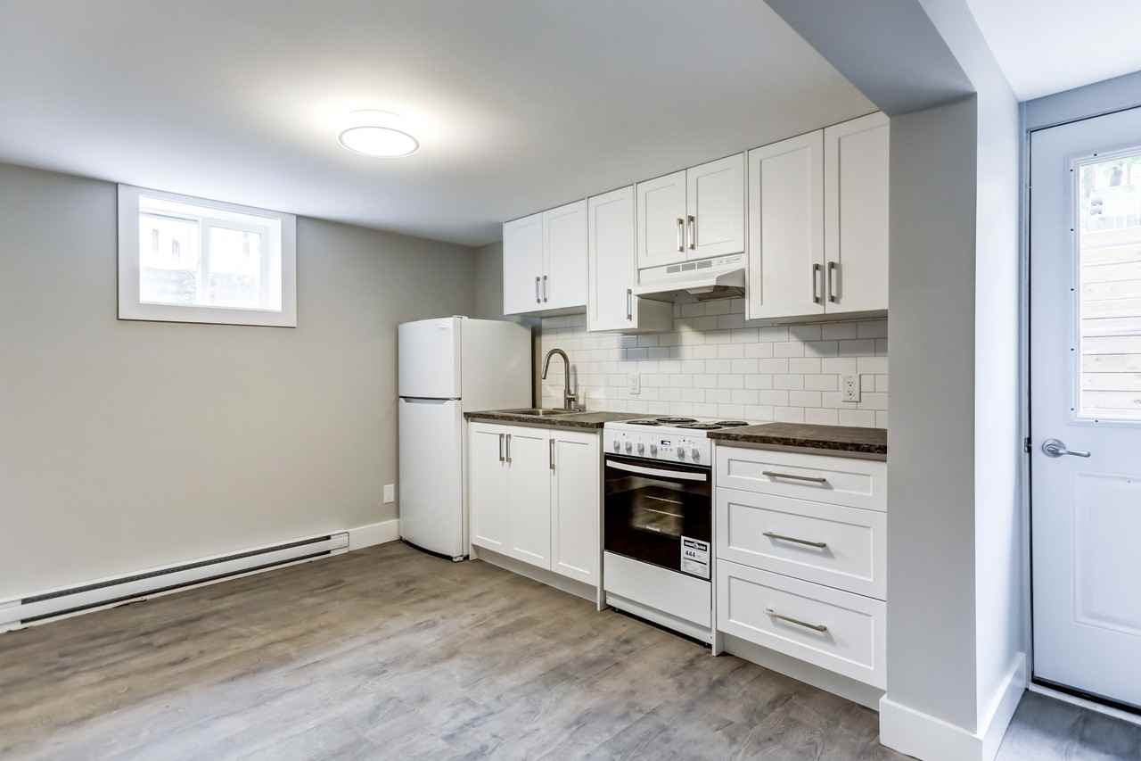 28A Bernick Dr - Photo 4 of 28