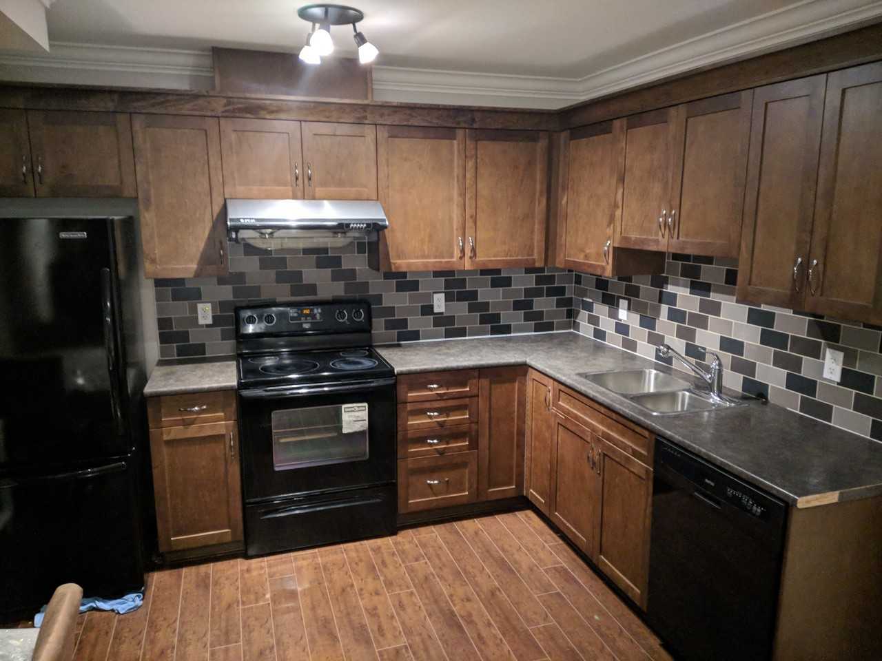 3540 King Edward Ave W - Photo 4 of 9