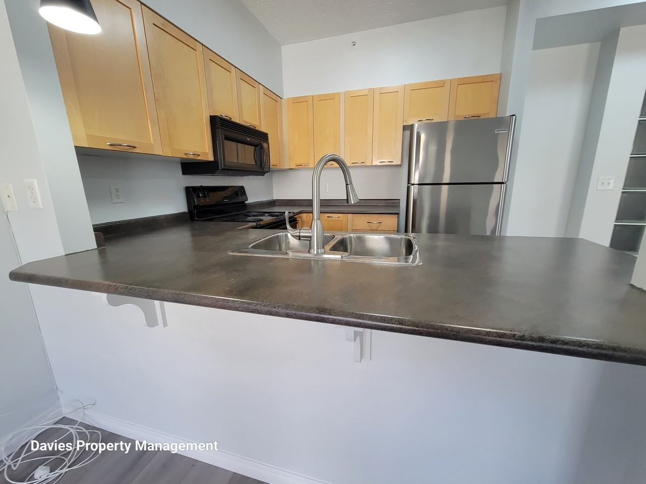 4245 139 Ave Nw - Photo 4 of 21