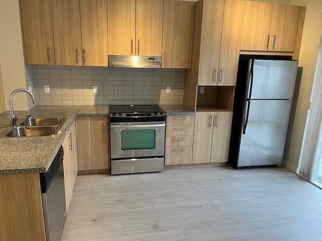 31032 Westridge Pl - Photo 3 of 49