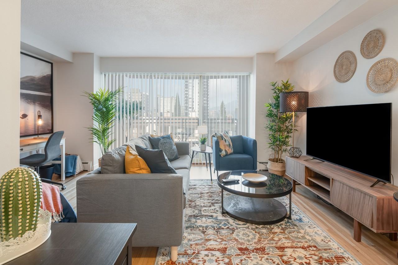 840 Broughton St - Photo 2 of 10