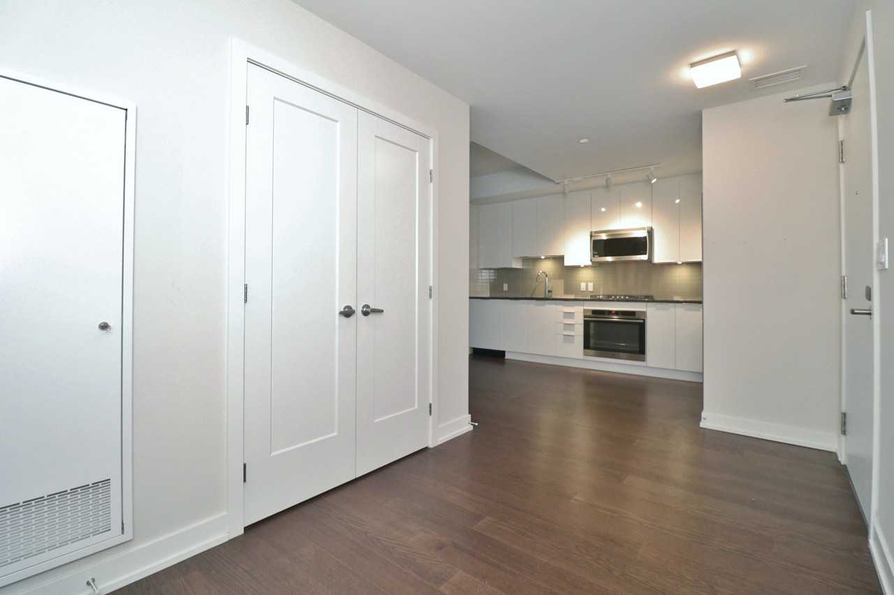 530 De Mazenod Ave - Photo 2 of 50