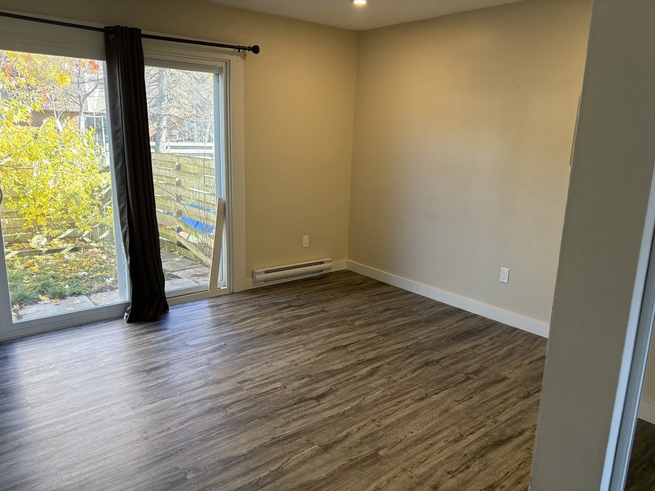 1 Prince Of Wales Dr - Photo 3 of 9