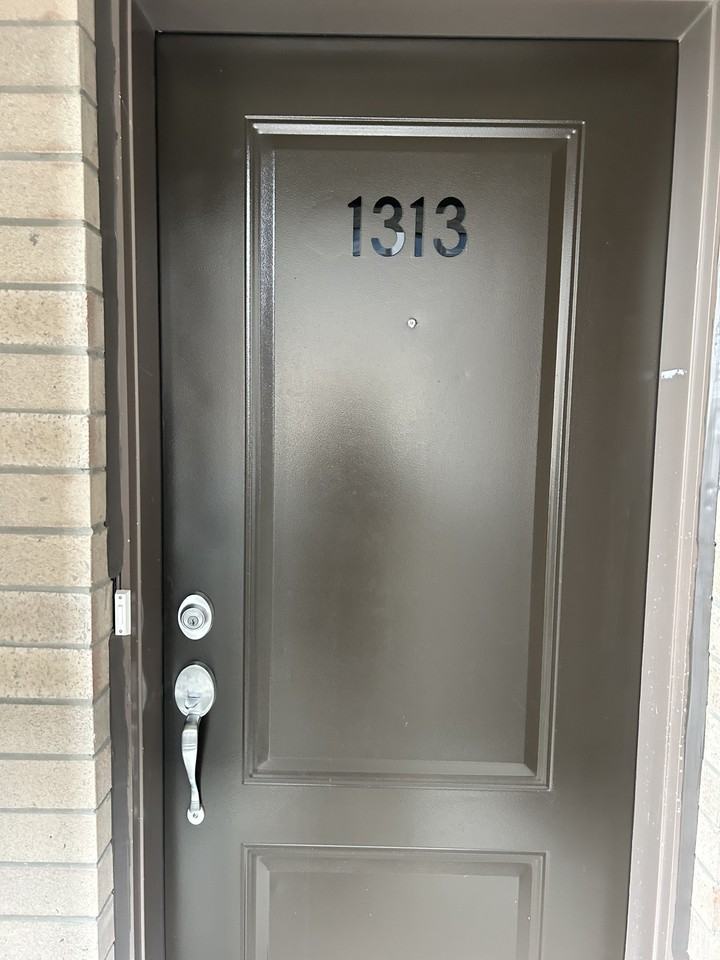 1319 Silhouette Pvt #1313 - Photo 2 of 5