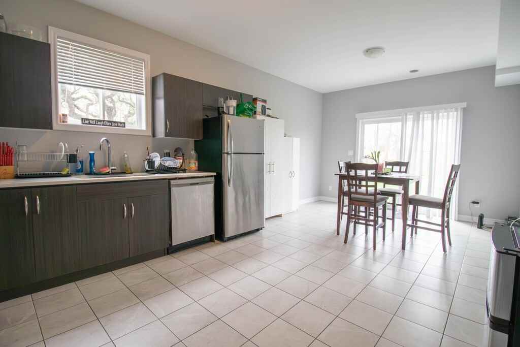 9B Cleveland St - Photo 2 of 32