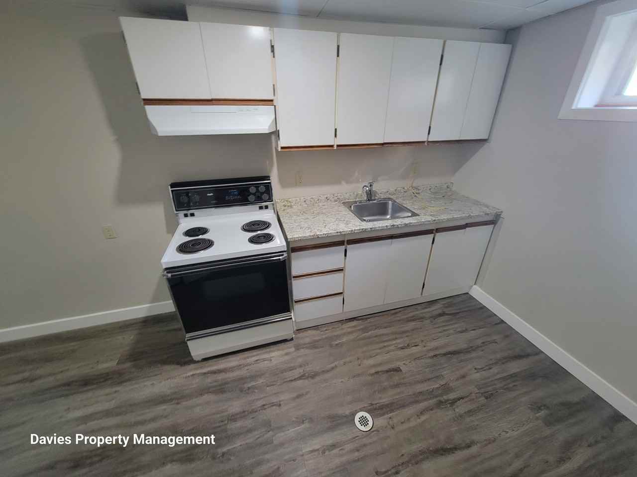 12927 82 St Nw - Photo 2 of 23