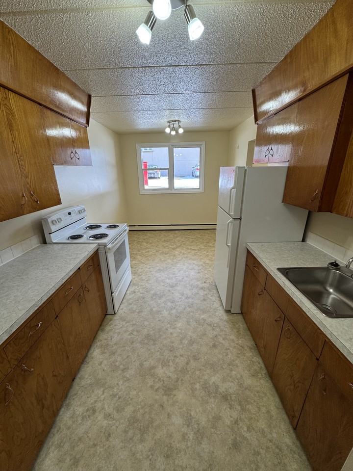 25 Shaw St - Photo 3 of 15