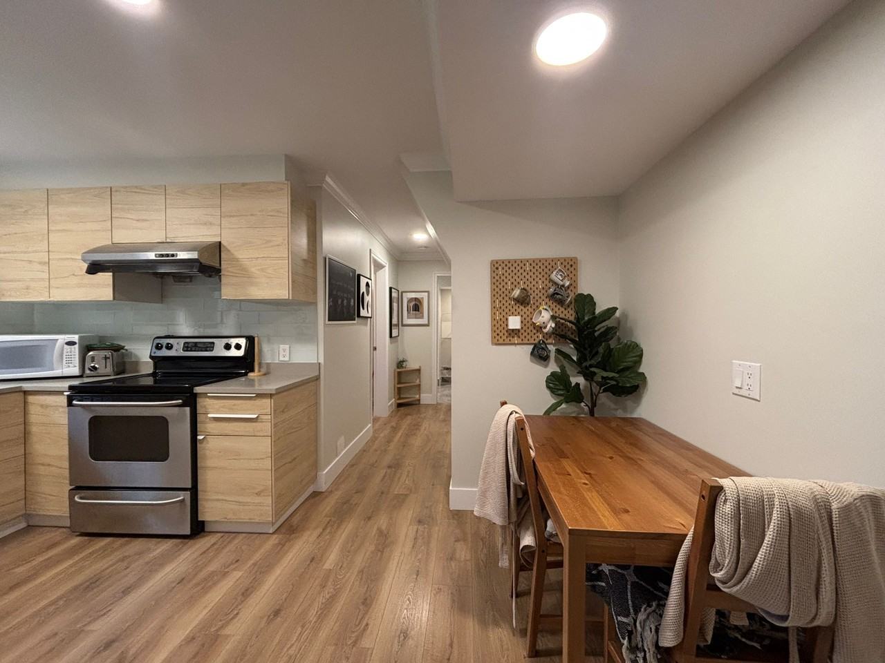 10251 Cornerbrook Cres #BS - Photo 4 of 36