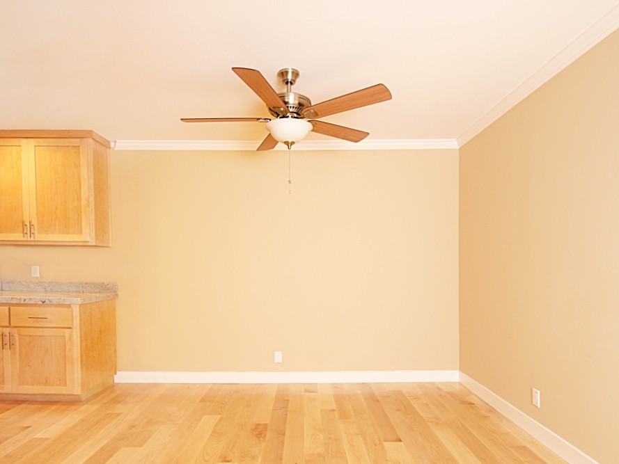 1410 Millbrae Ave #309 - Photo 3 of 8