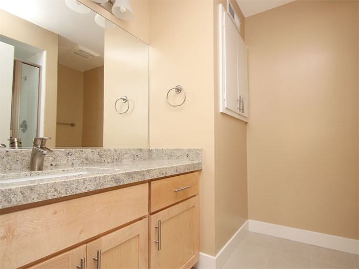 1410 Millbrae Ave #309 - Photo 6 of 8