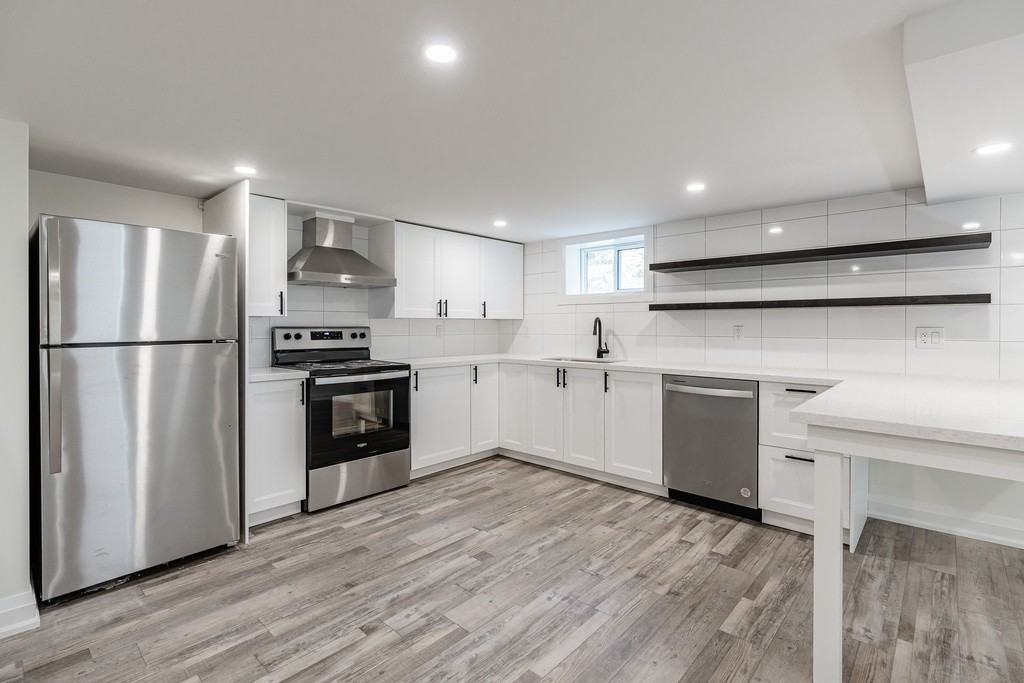 24 Cameron Ave - Photo 2 of 36