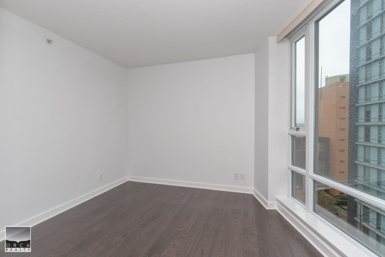 918 Cooperage Way - Photo 7 of 22