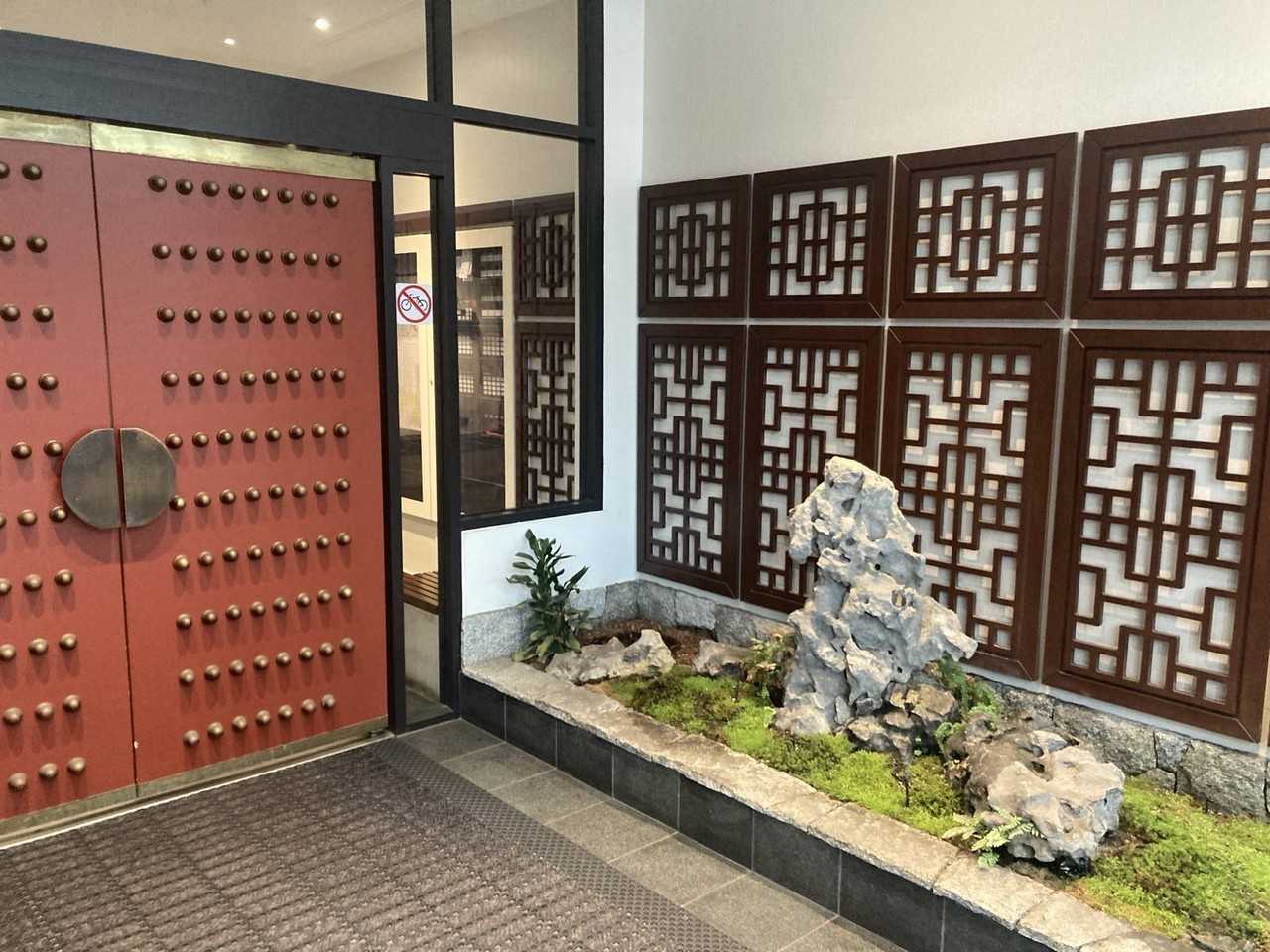 188 Keefer St - Photo 2 of 36